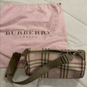 Burberry purse 100% authentic